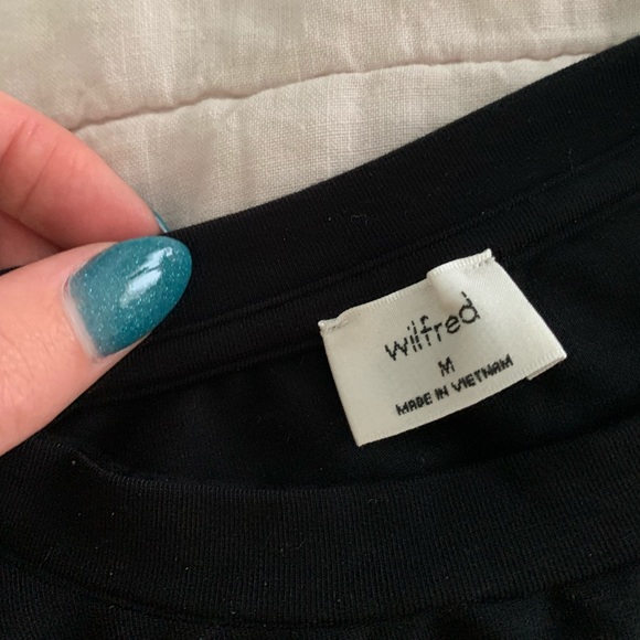 Aritzia somer bodysuit burgundy or black - Picture 6 of 6